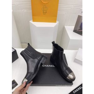 Chanel CC Logo Leather Ankle Boot in Black 2281849
