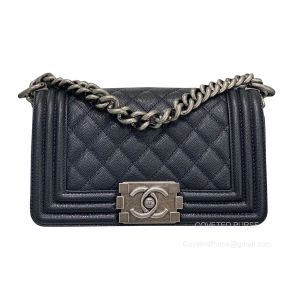 Chanel Le Boy Bag small in black Grained with SHW