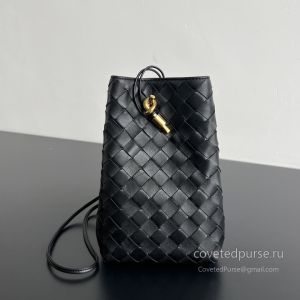 Bottega Veneta Andiamo Phone Pouch Intrecciato Leather Black