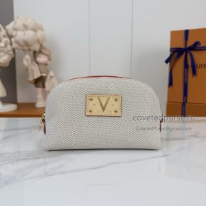 Louis Vuitton Pochette Cosmétique PM Cream Textured Gold-Toned Plate M29529