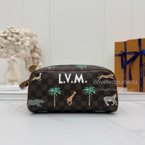 Louis Vuitton x The Darjeeling Limited Dopp Kit Canvas marron N40889